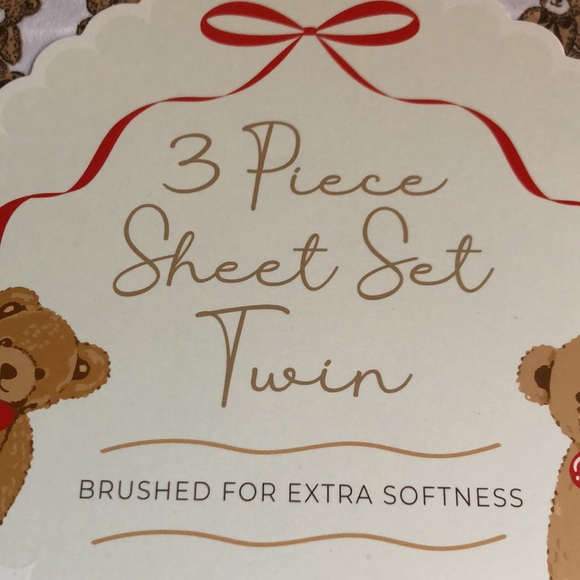 3 Piece Twin Sheet Set with Teddy Bear Print - Picture 2 of 9
